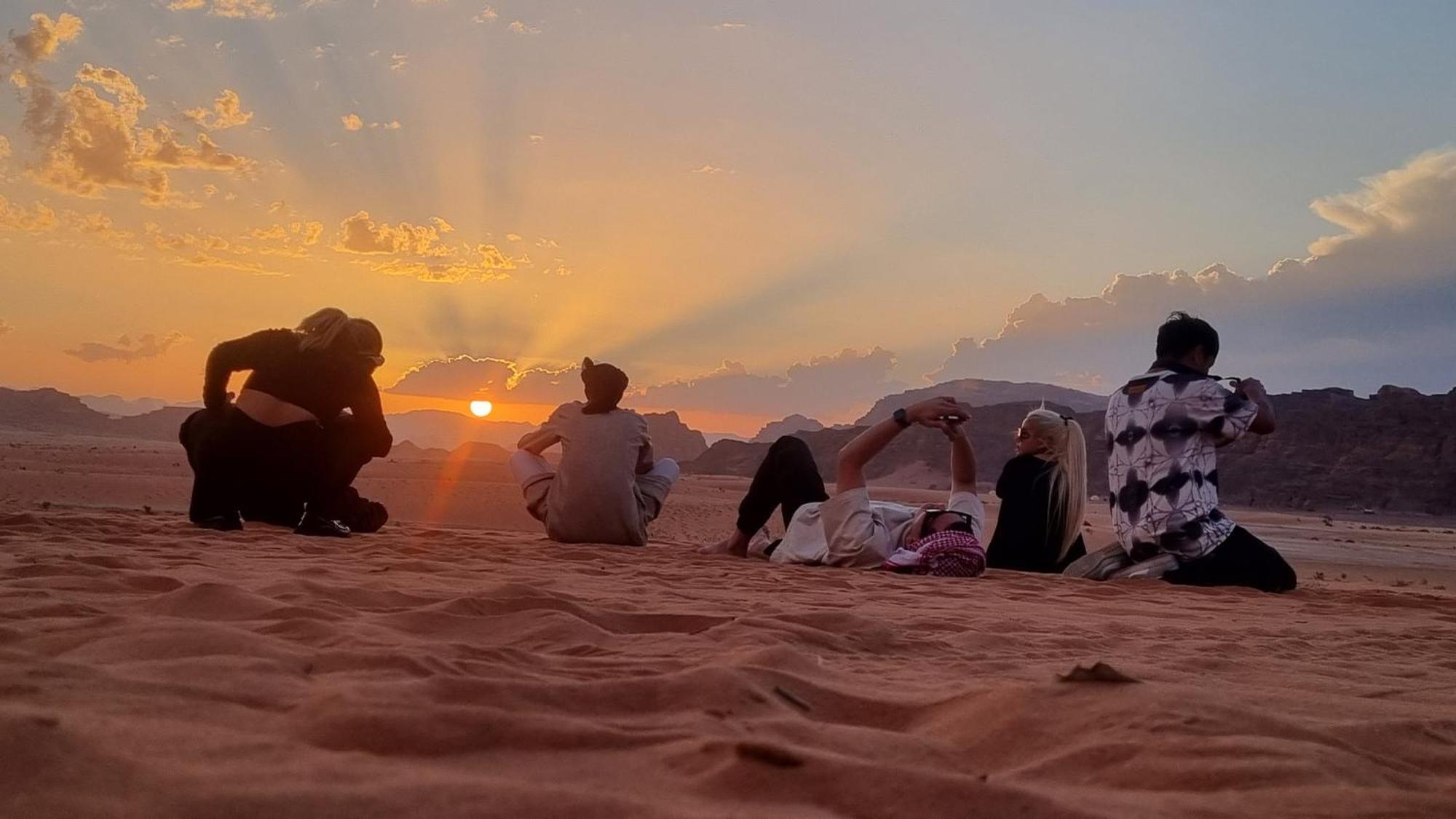 Hotel Desert Knights Camp Wadi Rum Zewnętrze zdjęcie